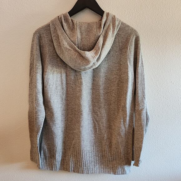 Banana Republic Long Sleeve Hooded Gray Wood Blend Sweater Pullover Womens Small - Picture 2 of 4